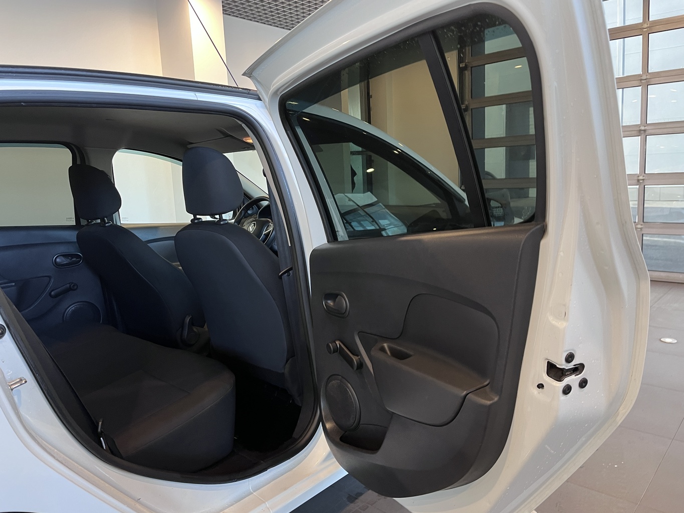 RENAULT SANDERO