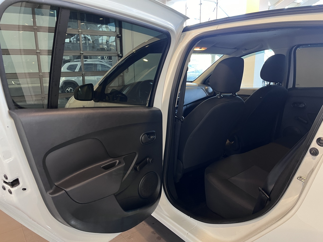RENAULT SANDERO