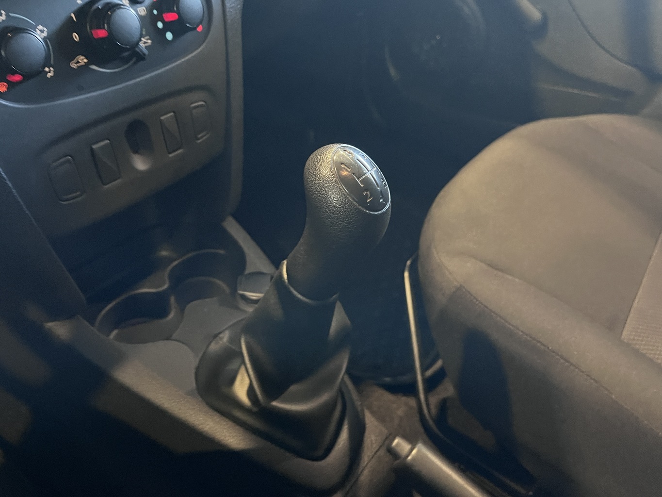 RENAULT SANDERO