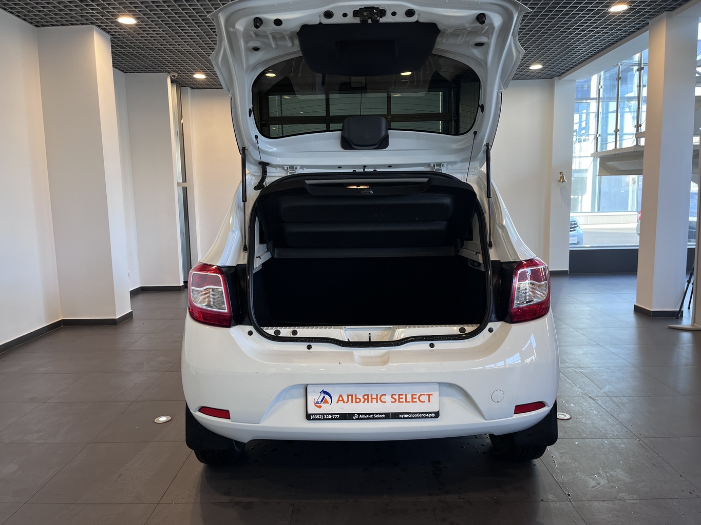RENAULT SANDERO