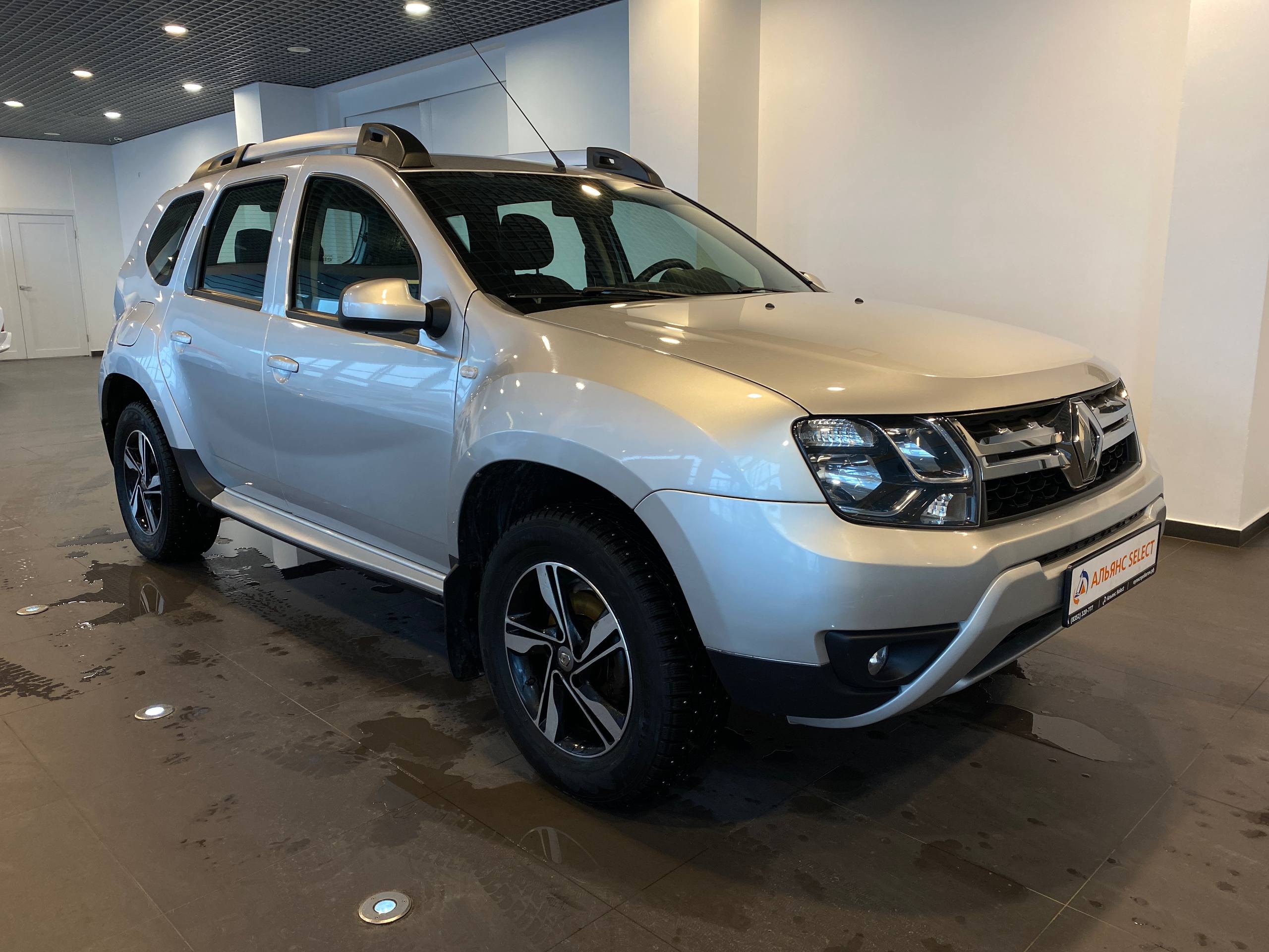 RENAULT DUSTER