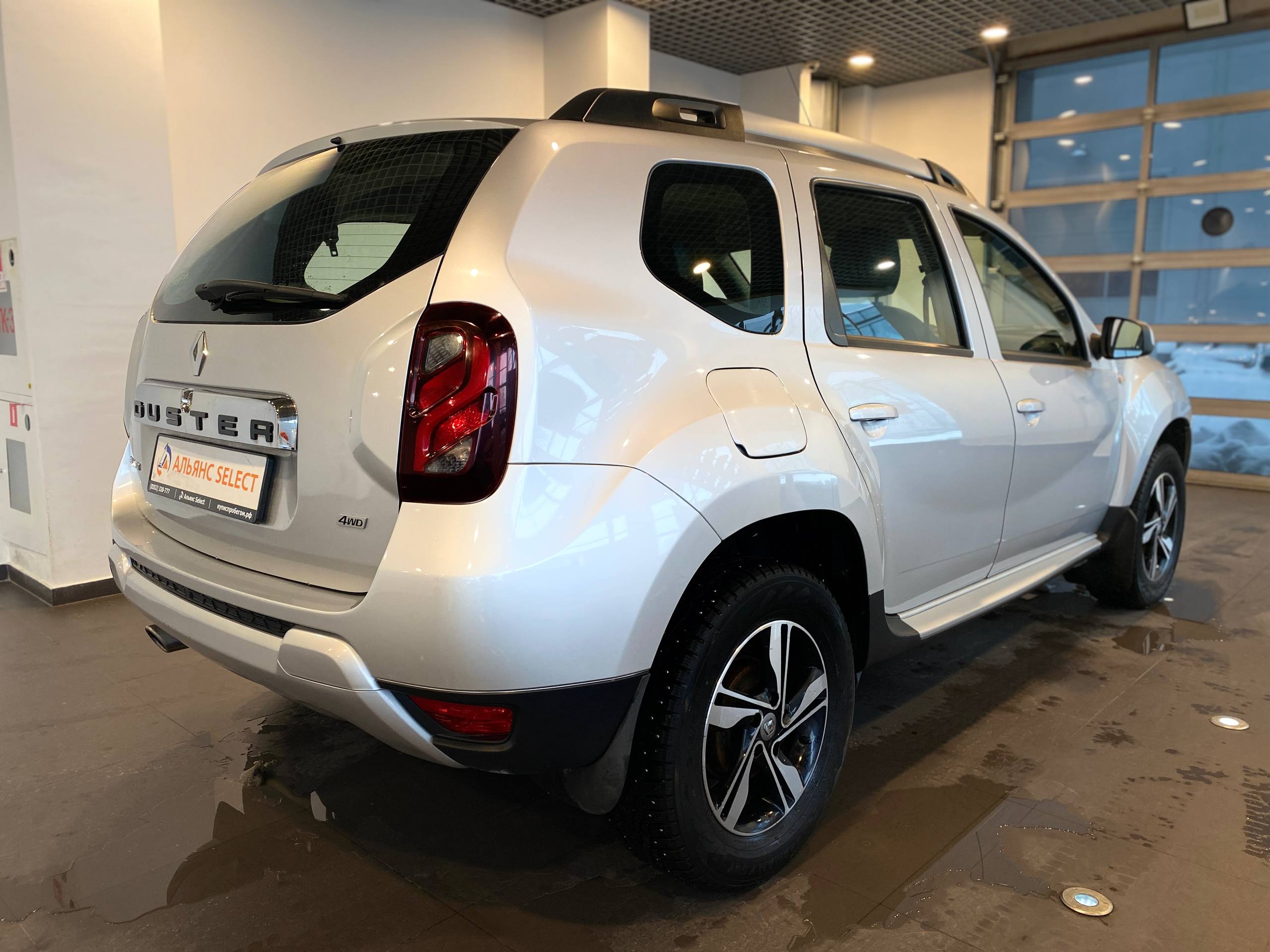 RENAULT DUSTER