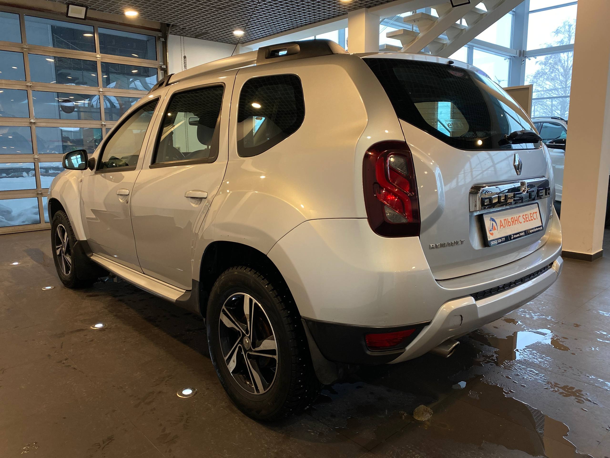 RENAULT DUSTER