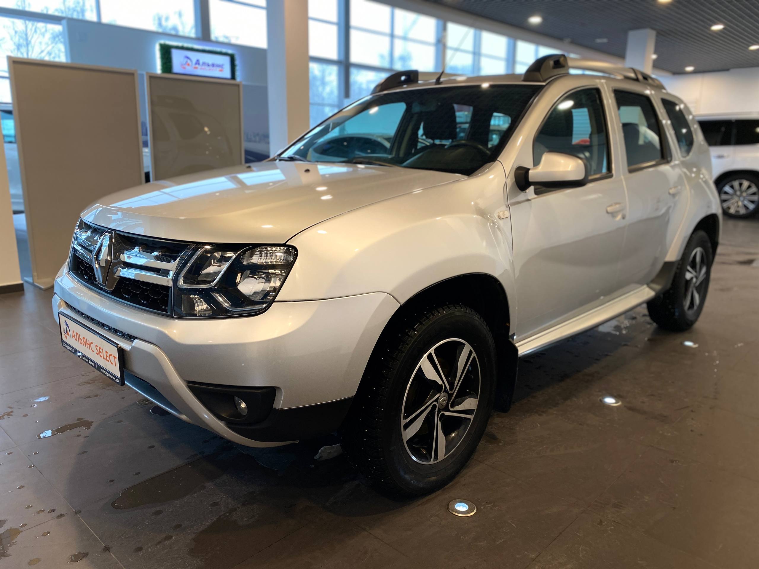 RENAULT DUSTER