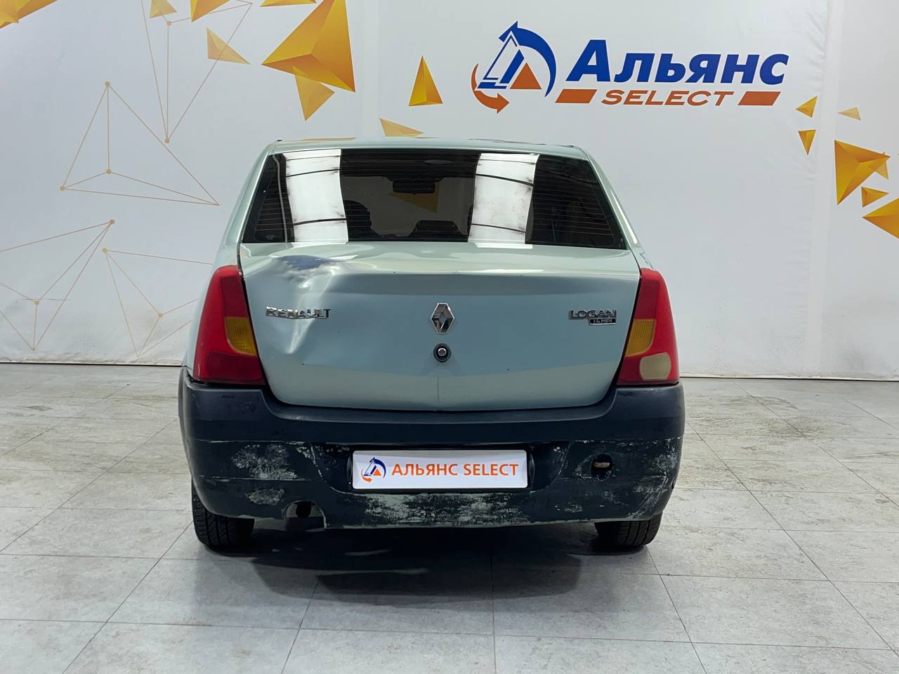 RENAULT LOGAN