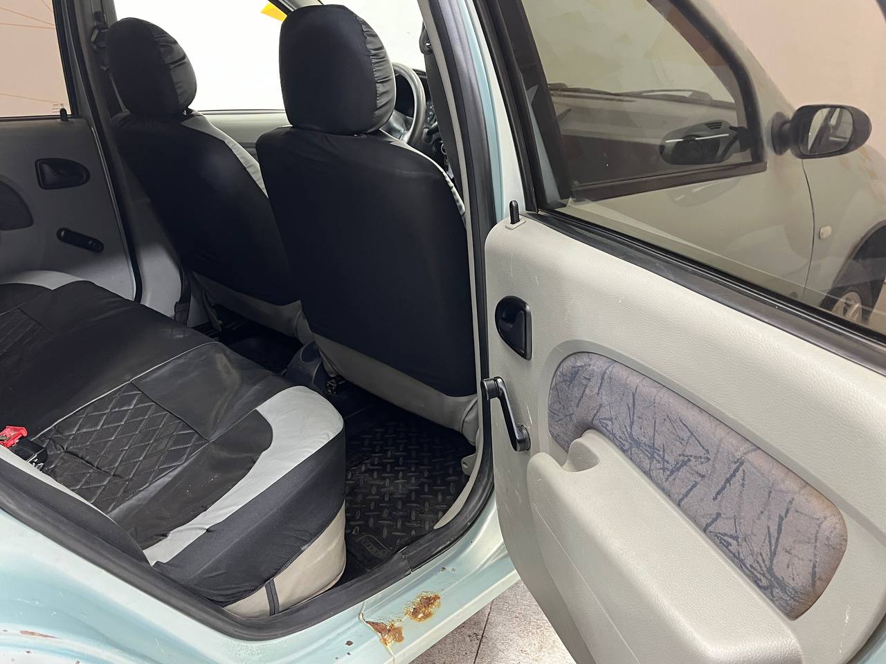 RENAULT LOGAN