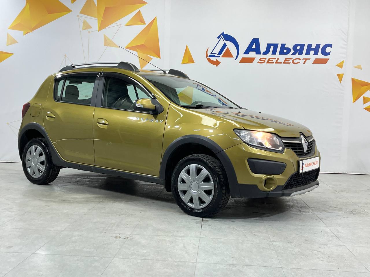 RENAULT SANDERO