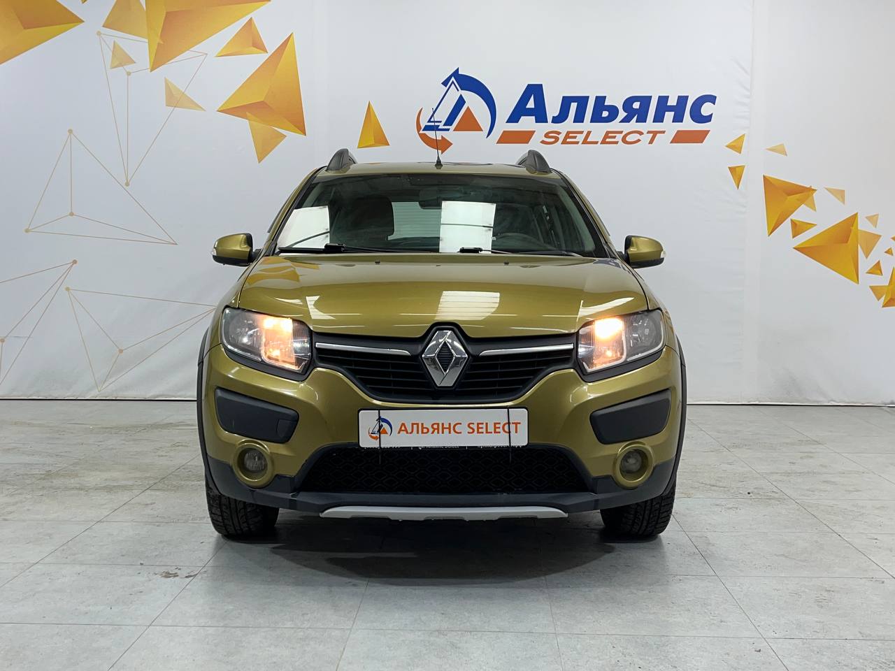 RENAULT SANDERO