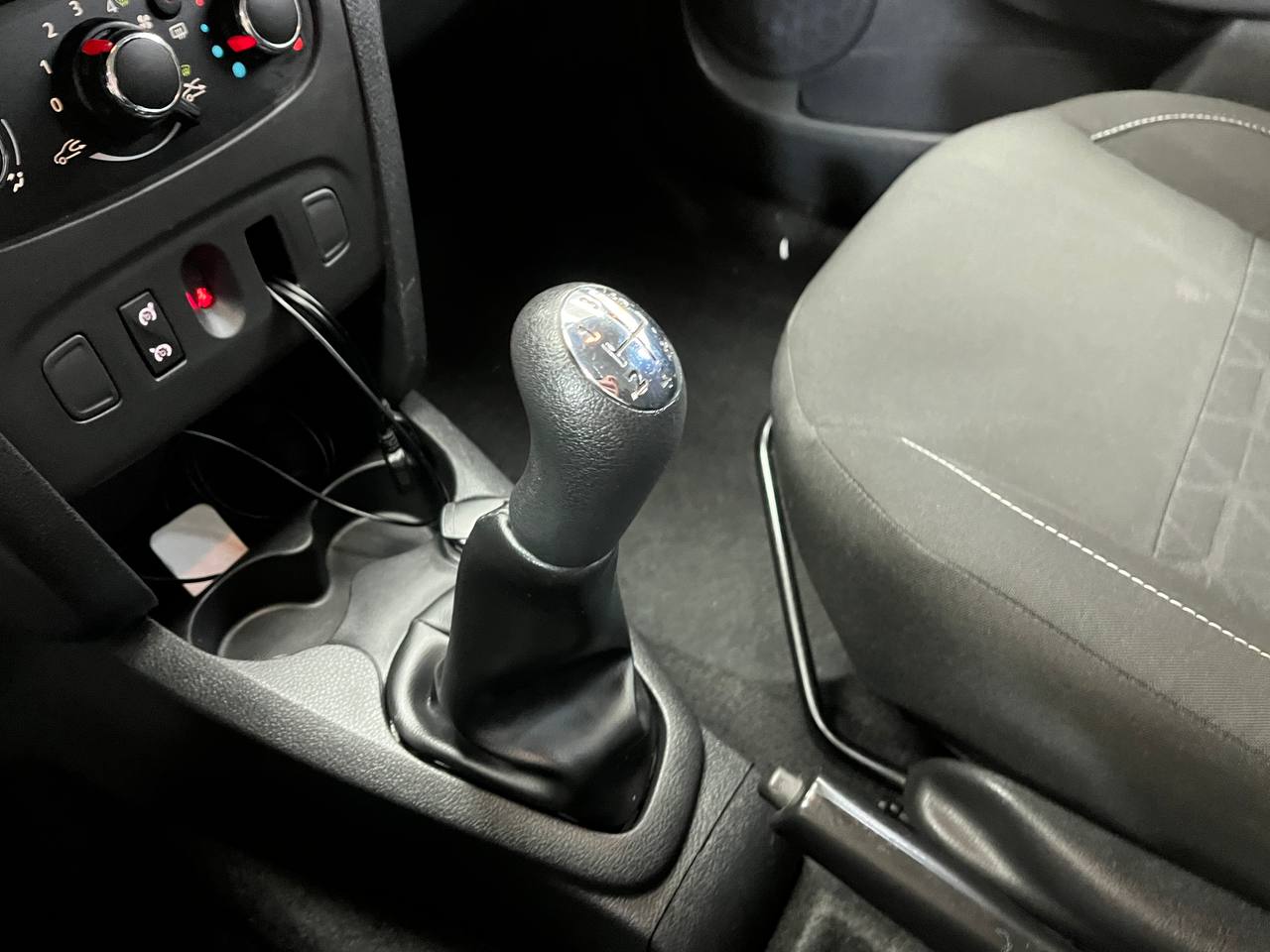 RENAULT SANDERO
