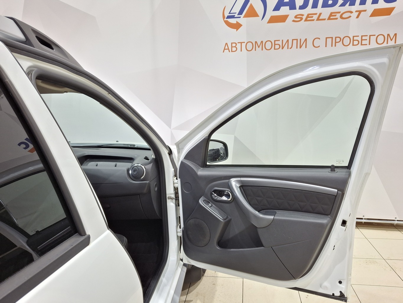 RENAULT DUSTER