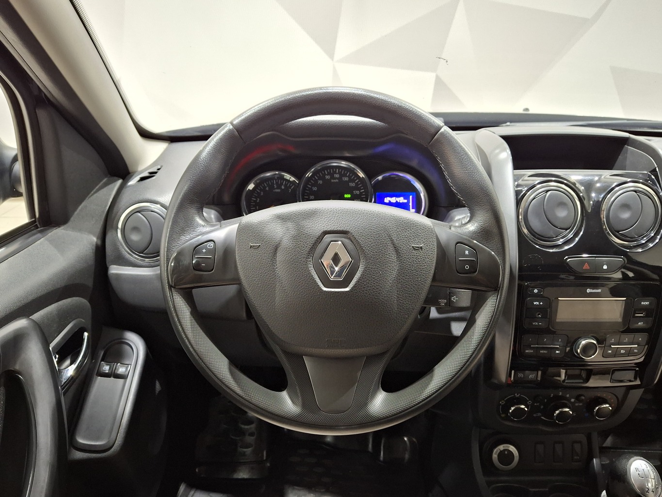 RENAULT DUSTER