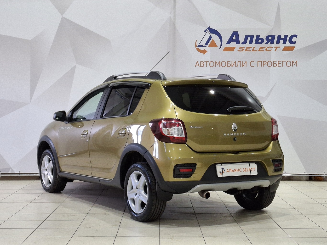 RENAULT SANDERO