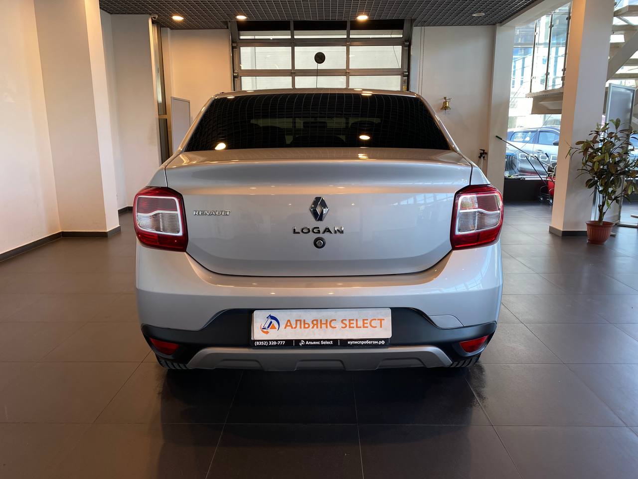 RENAULT LOGAN