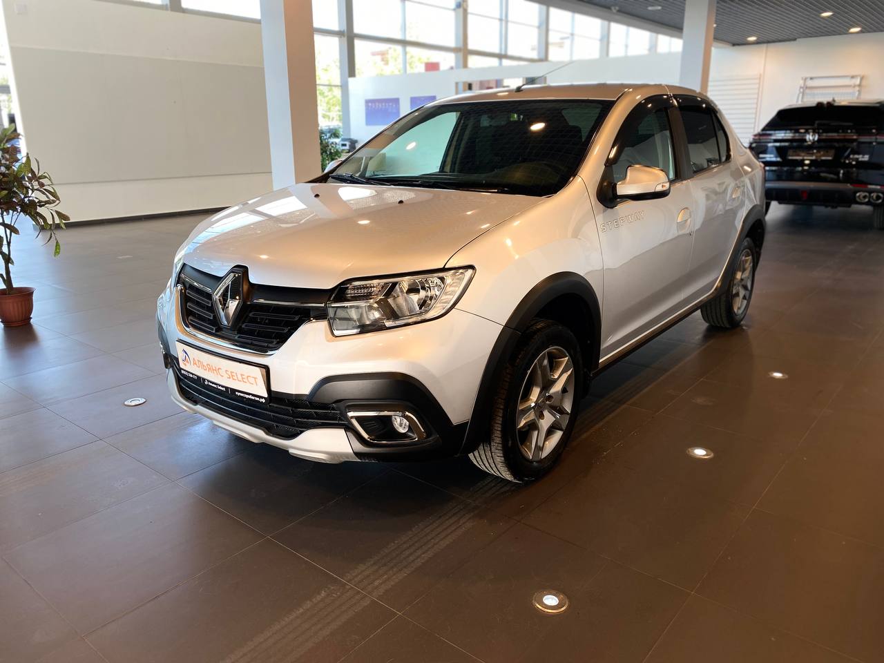 RENAULT LOGAN
