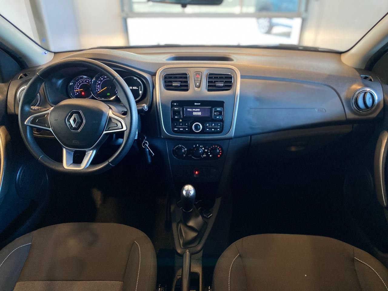 RENAULT LOGAN
