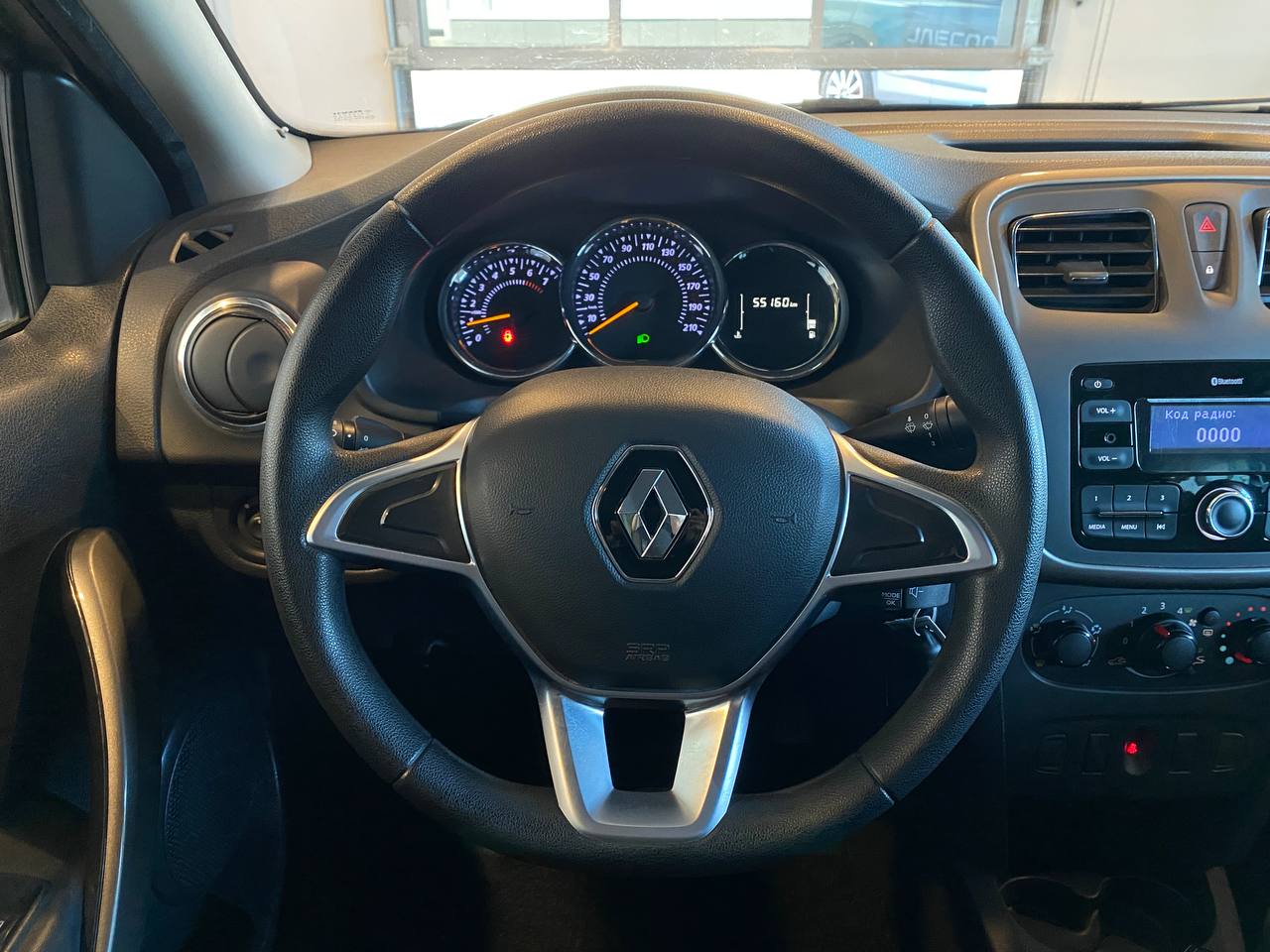 RENAULT LOGAN