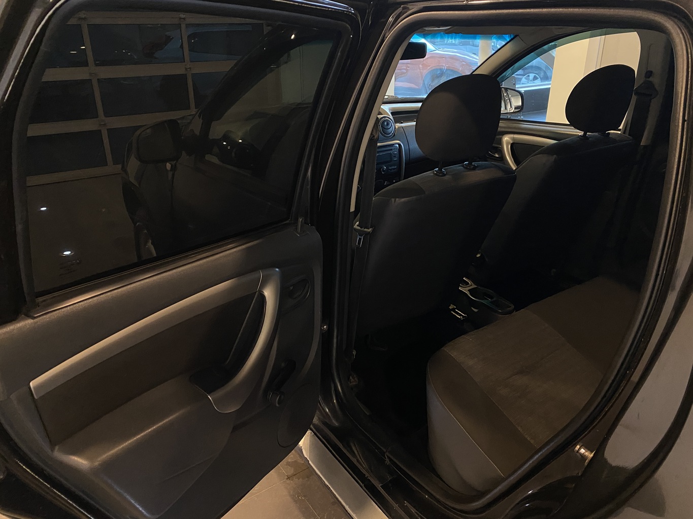 RENAULT DUSTER