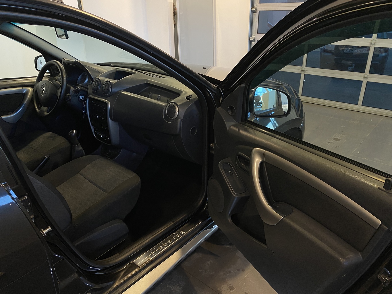 RENAULT DUSTER