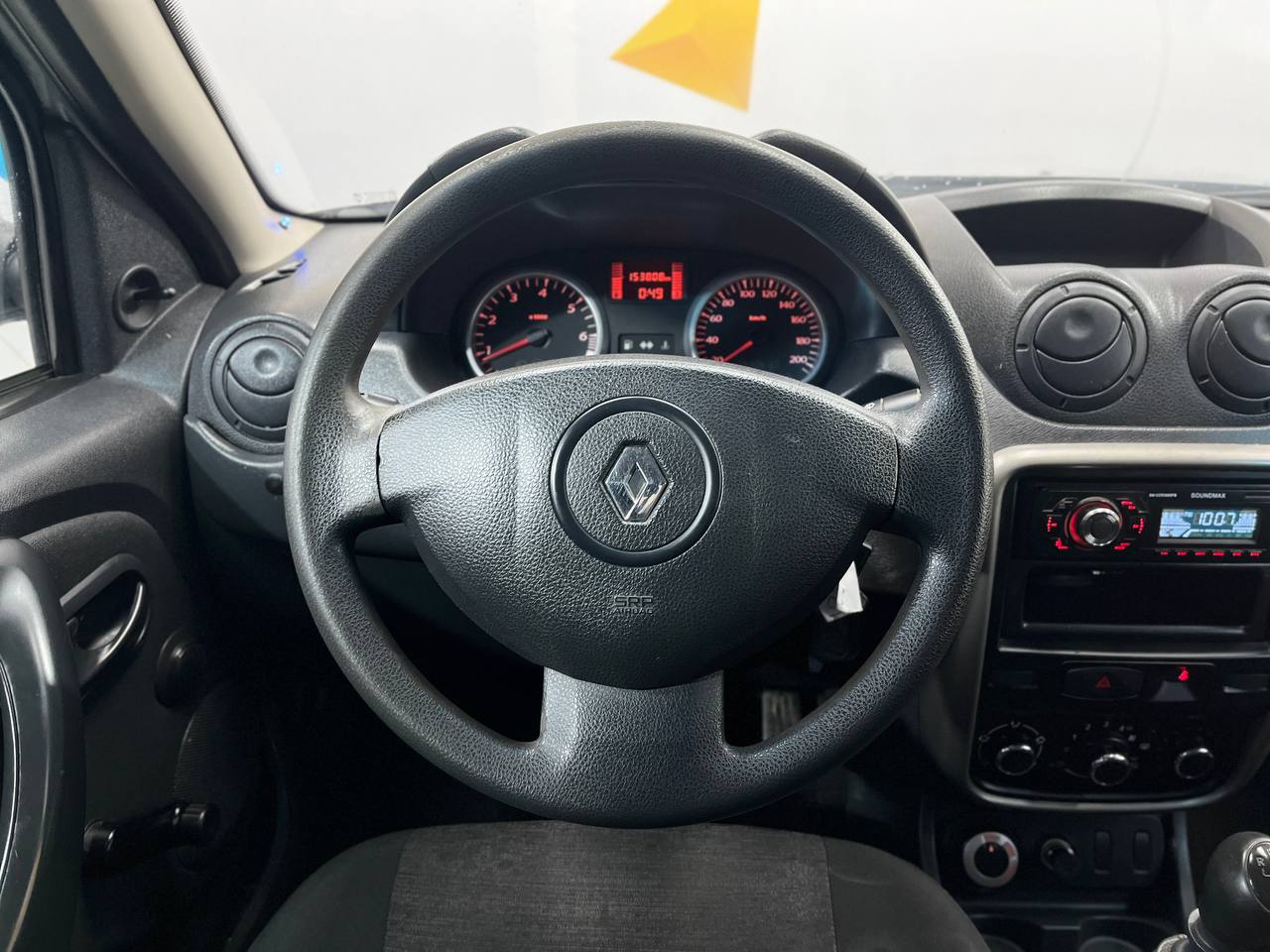 RENAULT DUSTER