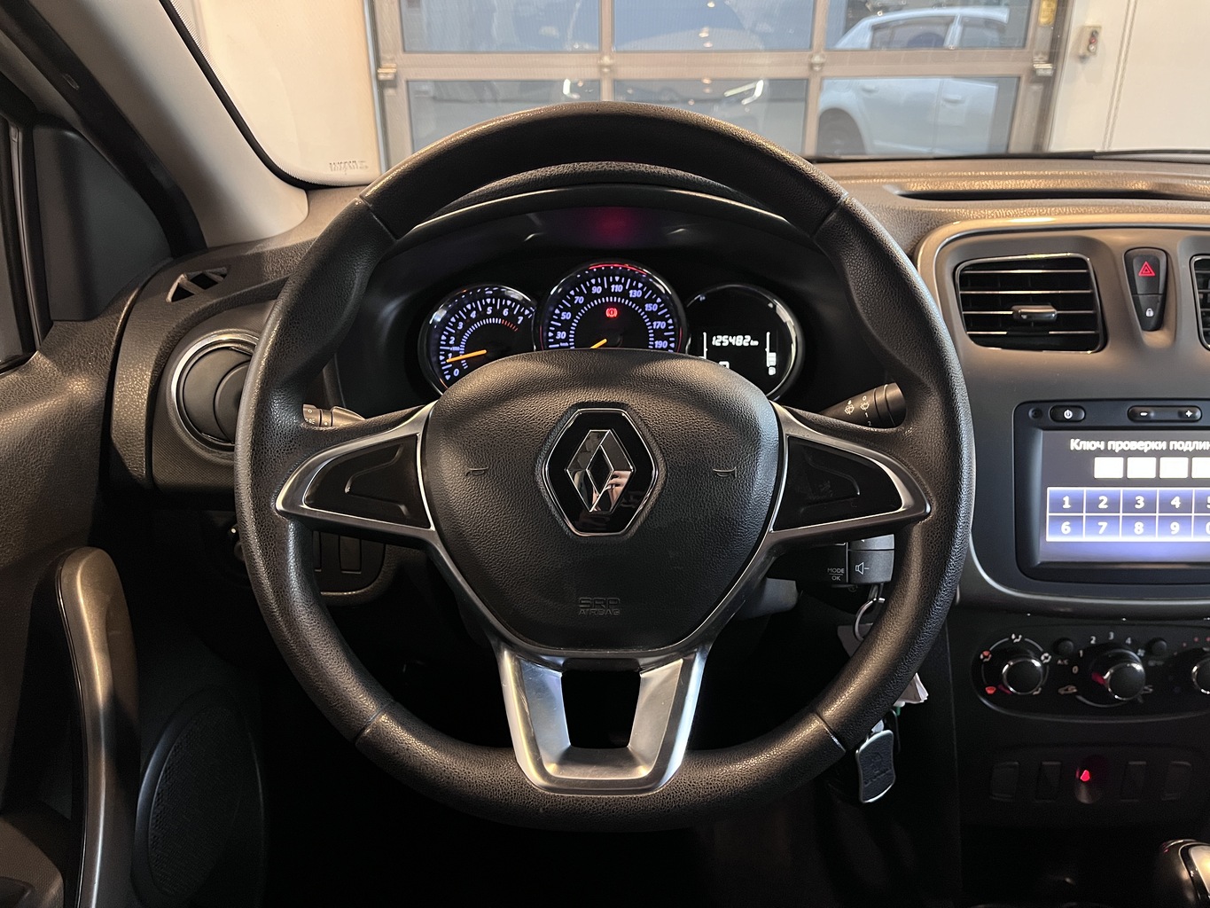 RENAULT LOGAN