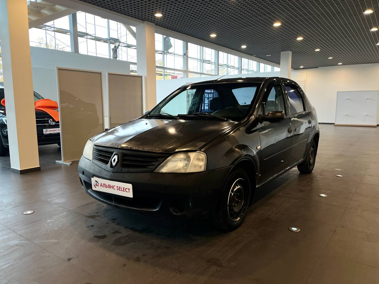 RENAULT LOGAN