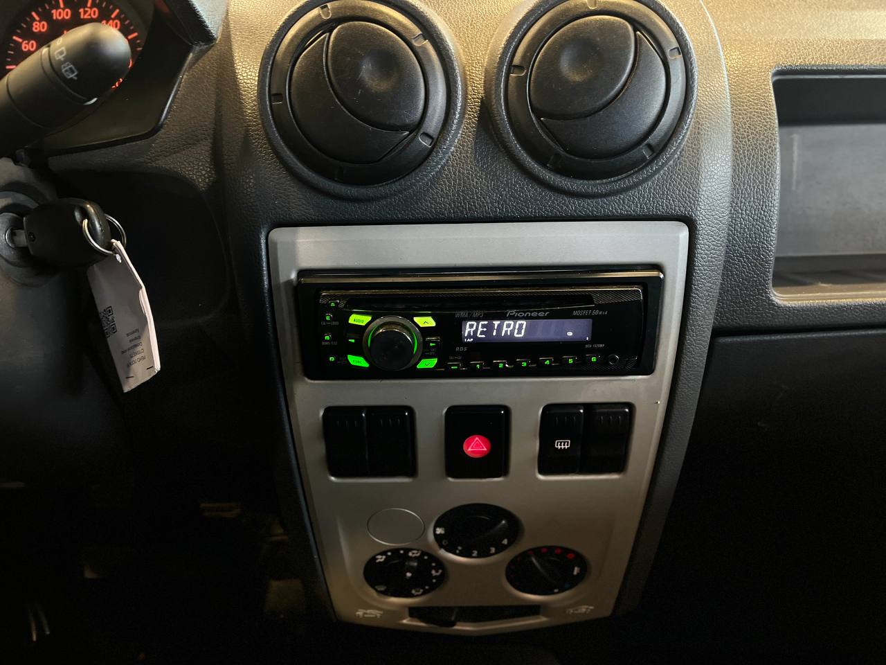RENAULT LOGAN