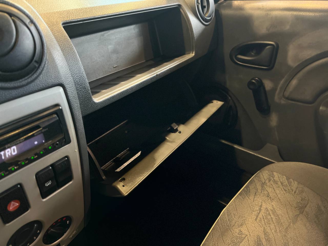 RENAULT LOGAN