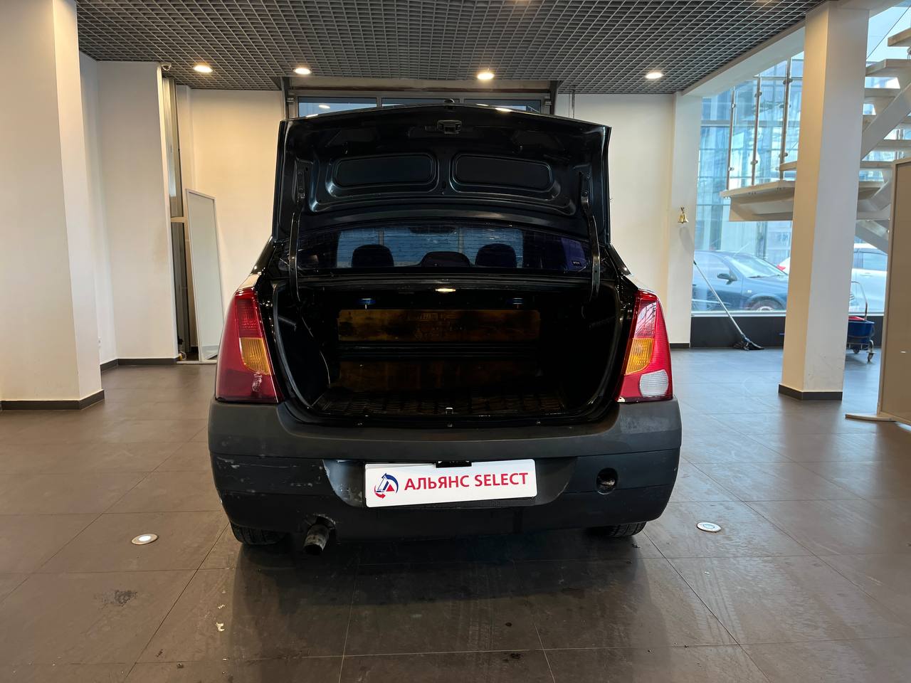 RENAULT LOGAN