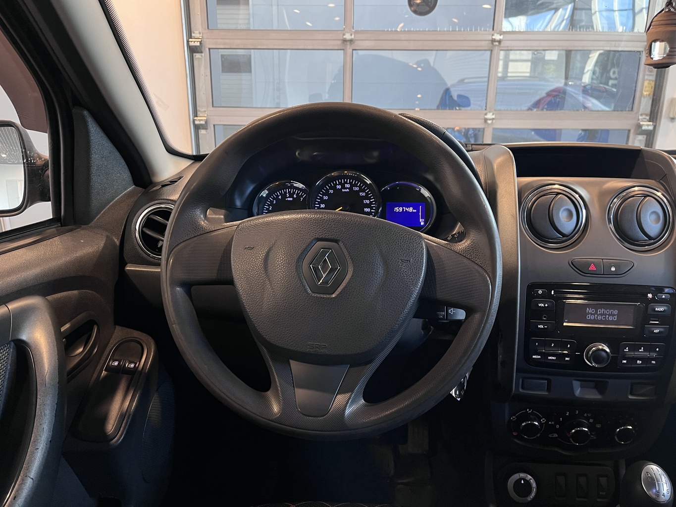 RENAULT DUSTER