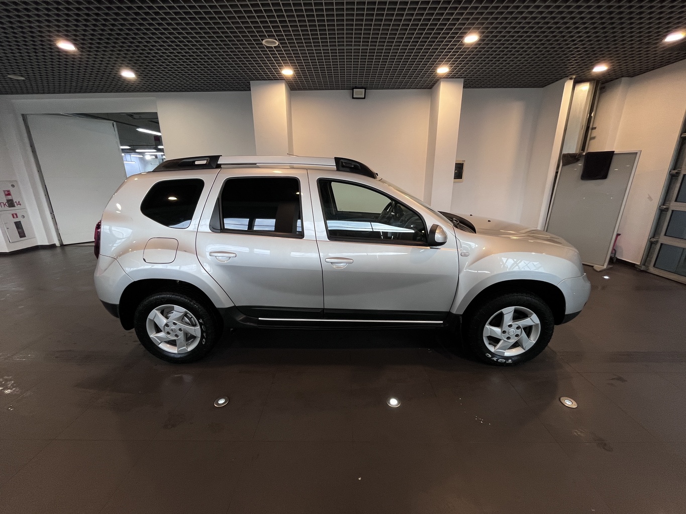RENAULT DUSTER
