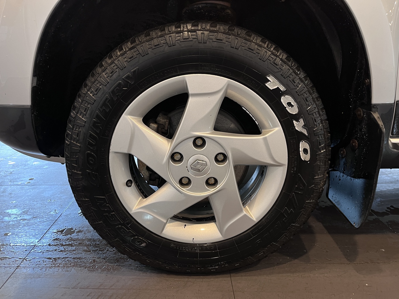 RENAULT DUSTER