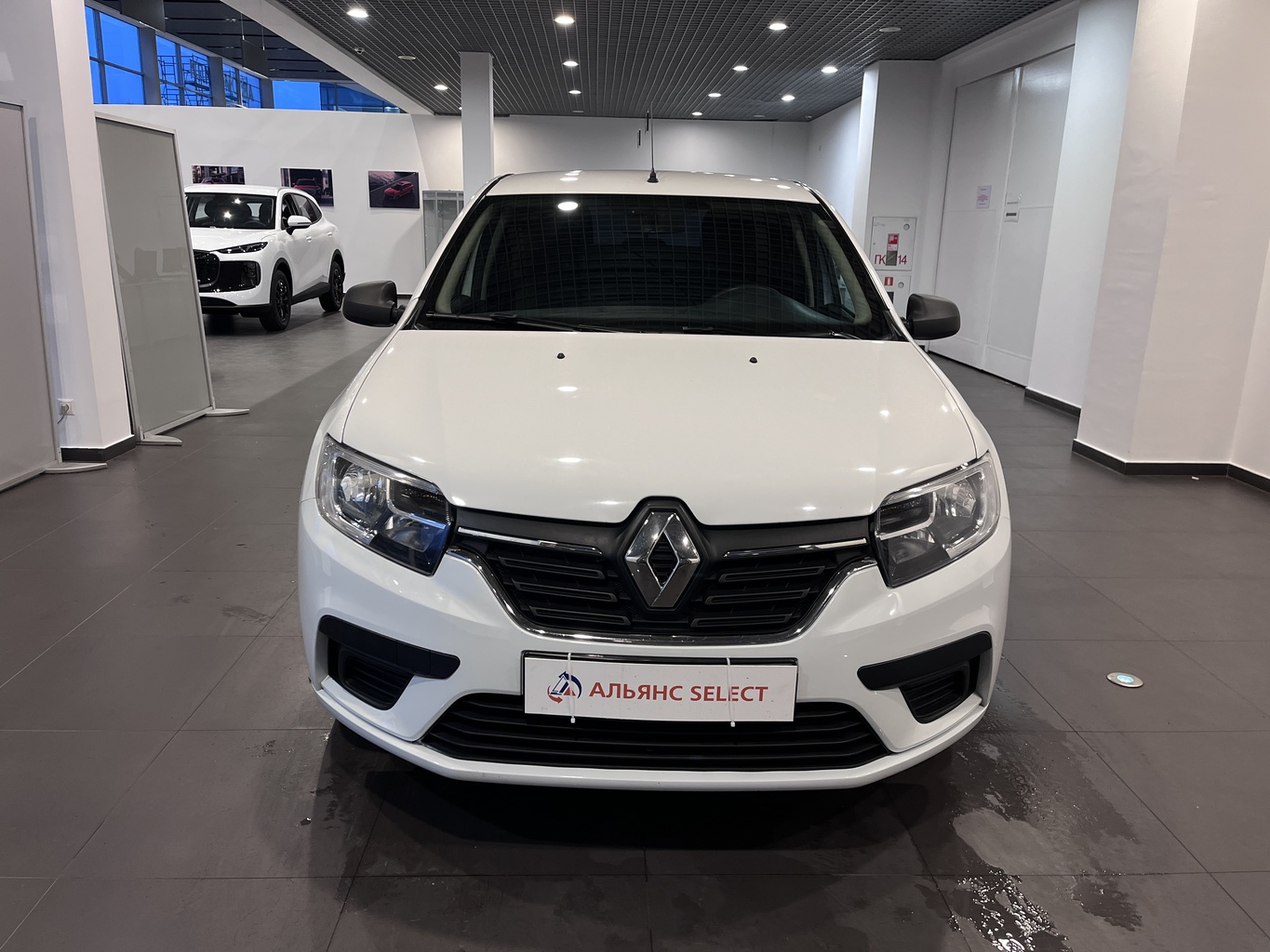 RENAULT LOGAN