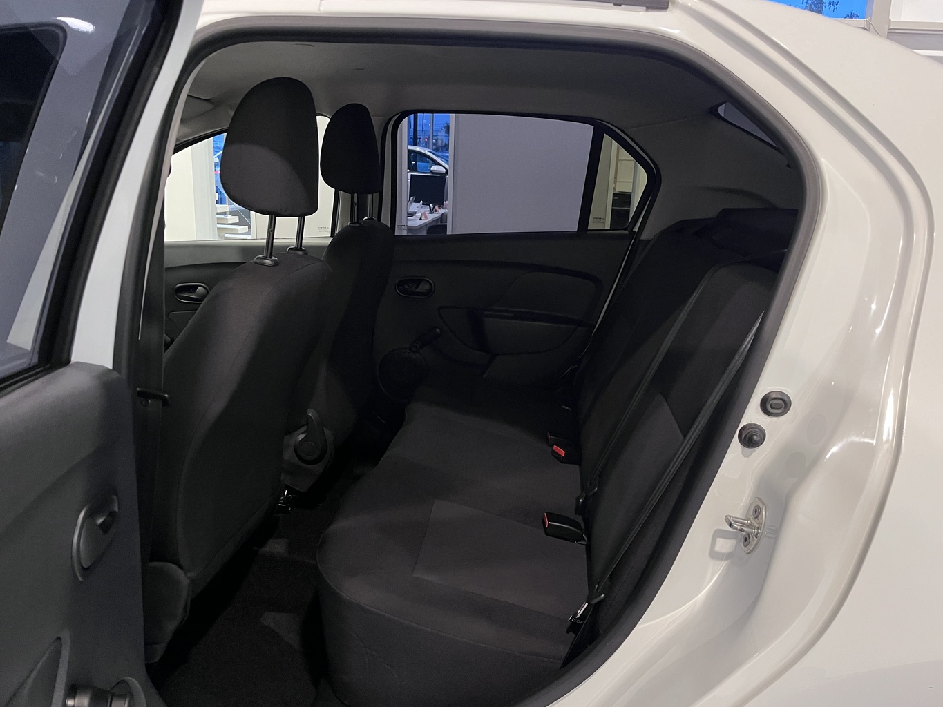 RENAULT LOGAN