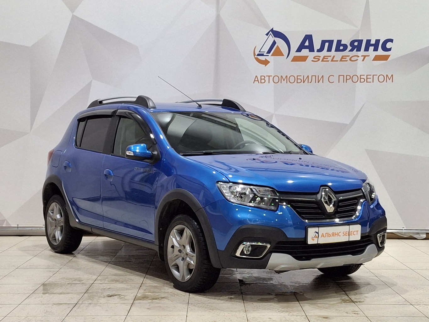 RENAULT SANDERO