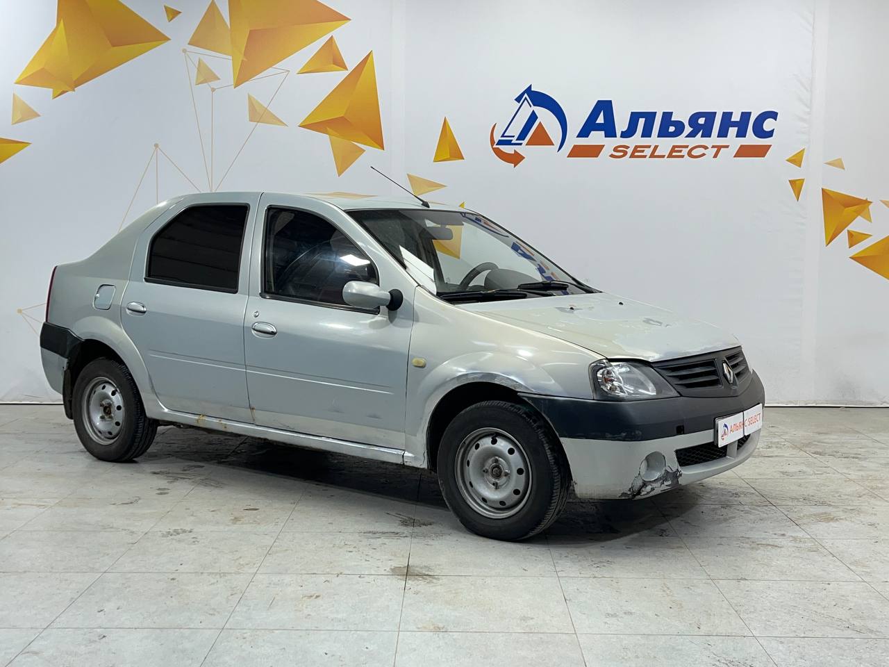 RENAULT LOGAN