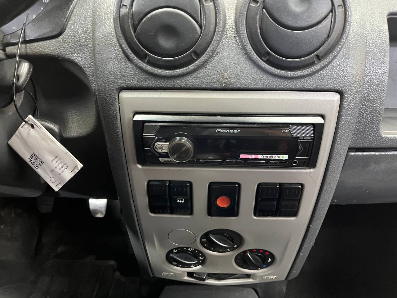 RENAULT LOGAN