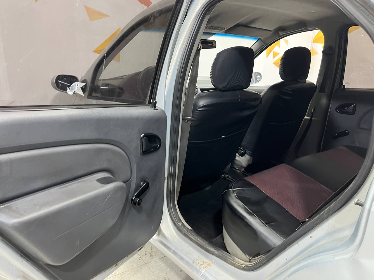 RENAULT LOGAN