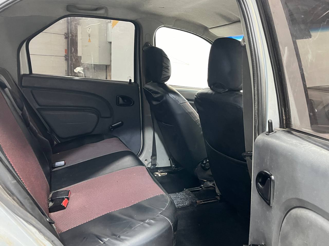 RENAULT LOGAN