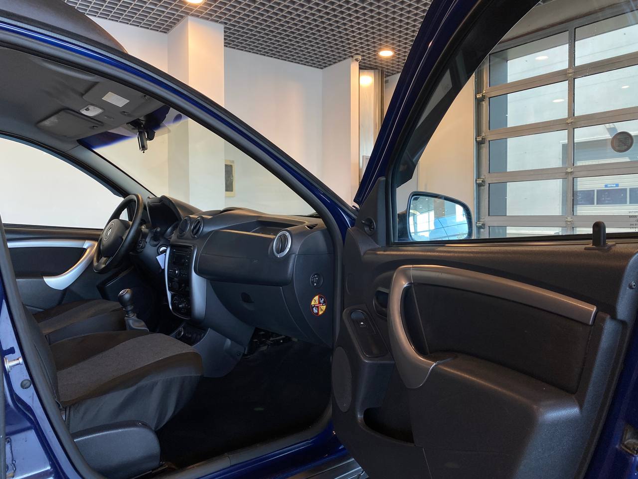 RENAULT DUSTER