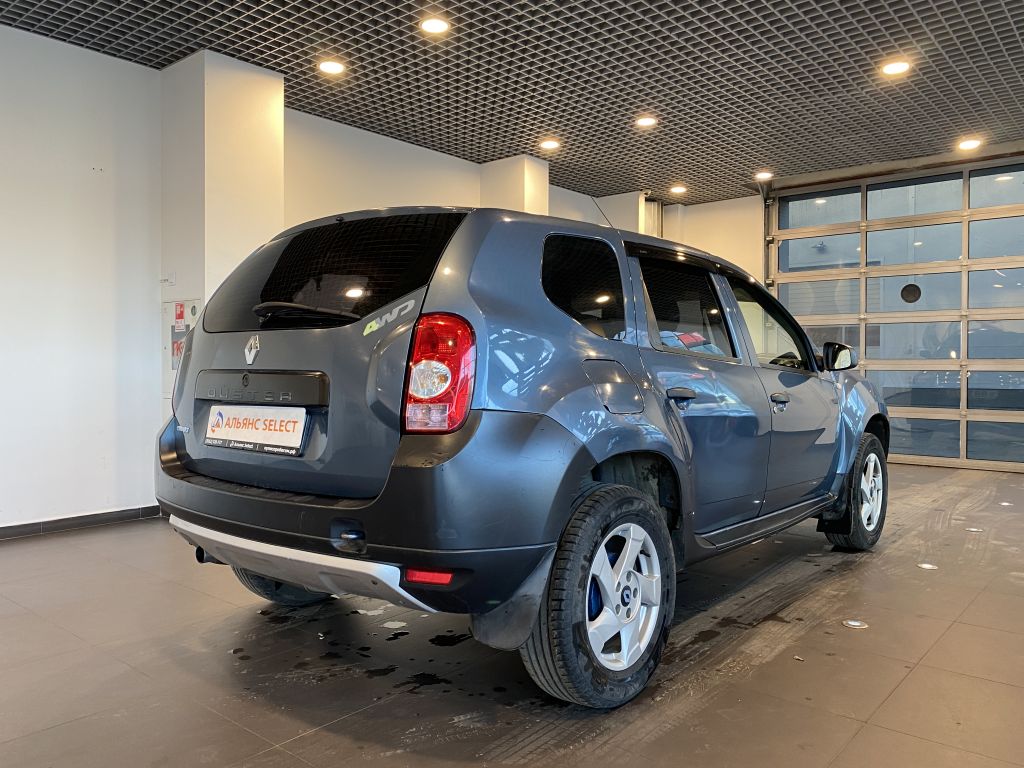 RENAULT DUSTER