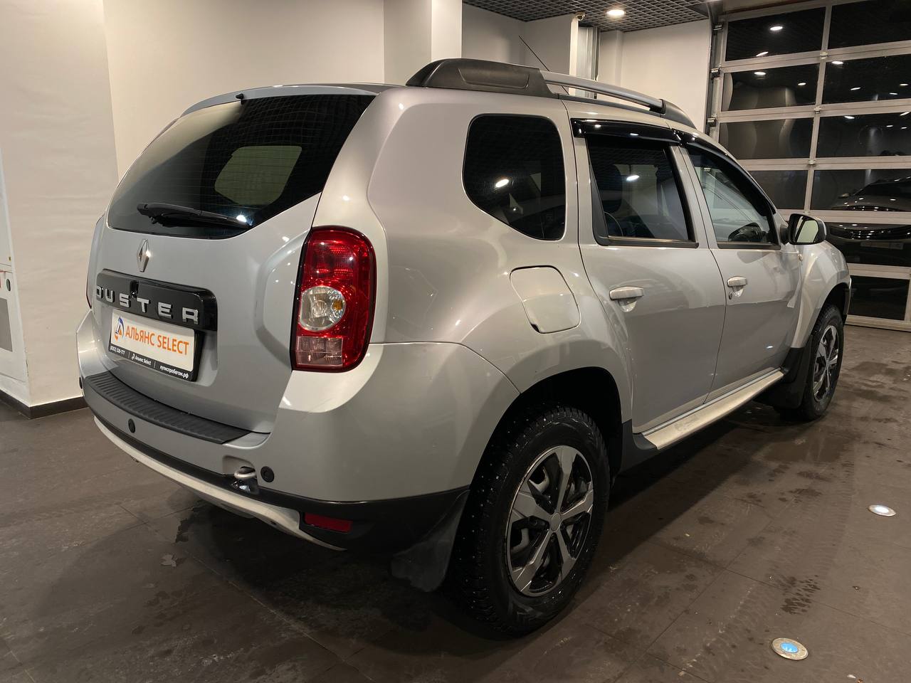 RENAULT DUSTER