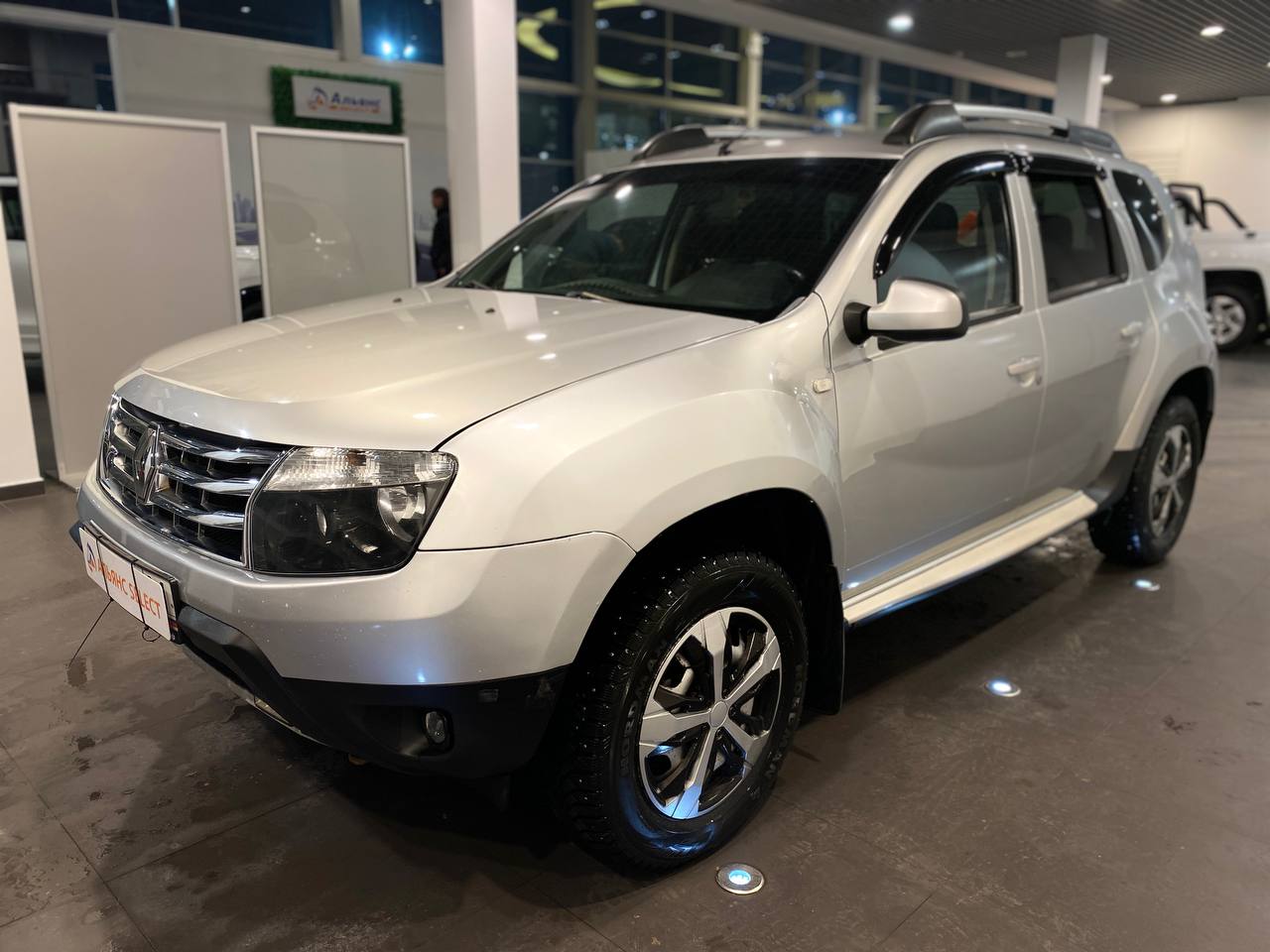 RENAULT DUSTER
