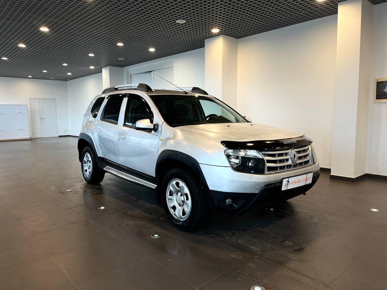 RENAULT DUSTER