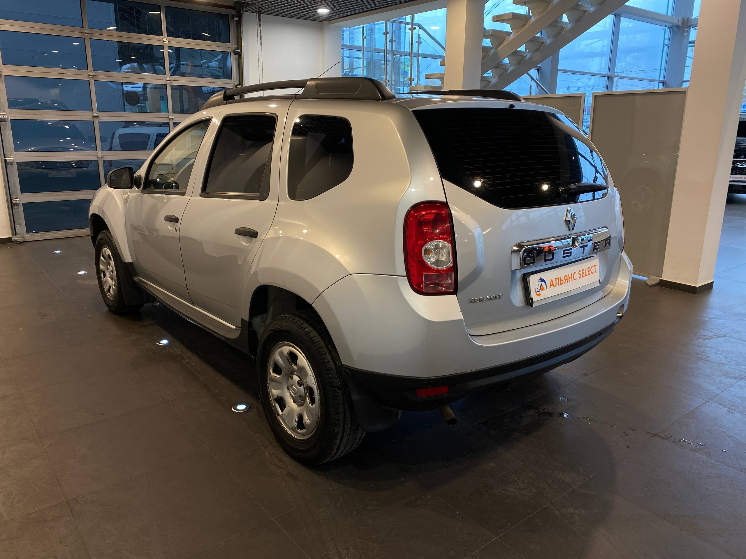 RENAULT DUSTER