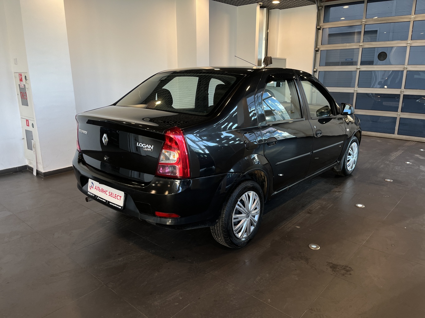 RENAULT LOGAN