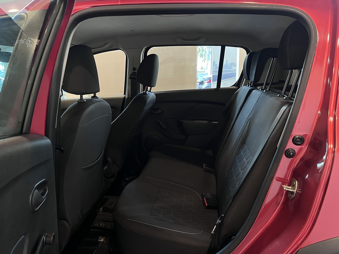RENAULT SANDERO