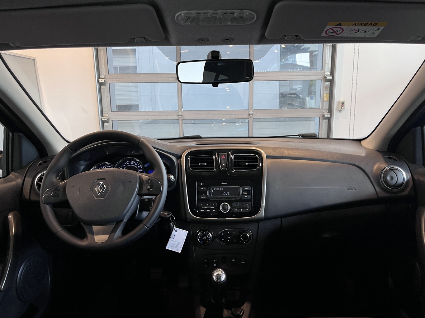 RENAULT SANDERO