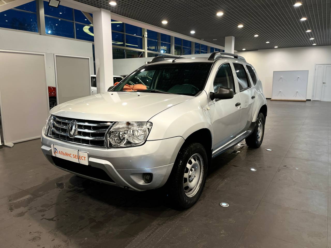 RENAULT DUSTER