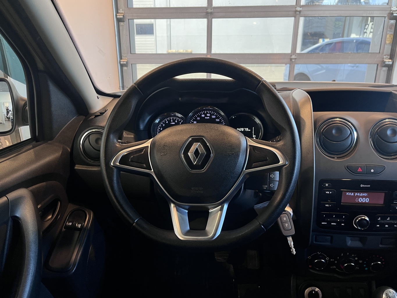 RENAULT DUSTER