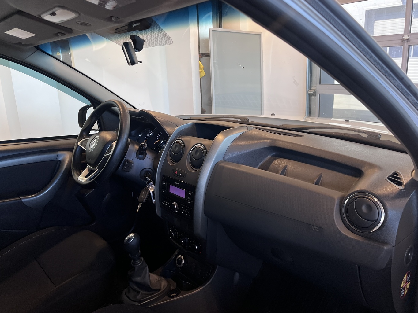 RENAULT DUSTER